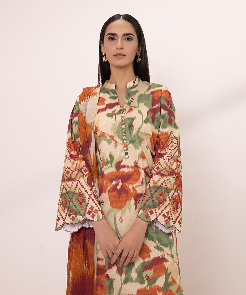 3 Piece - Embroidered Lawn Suit