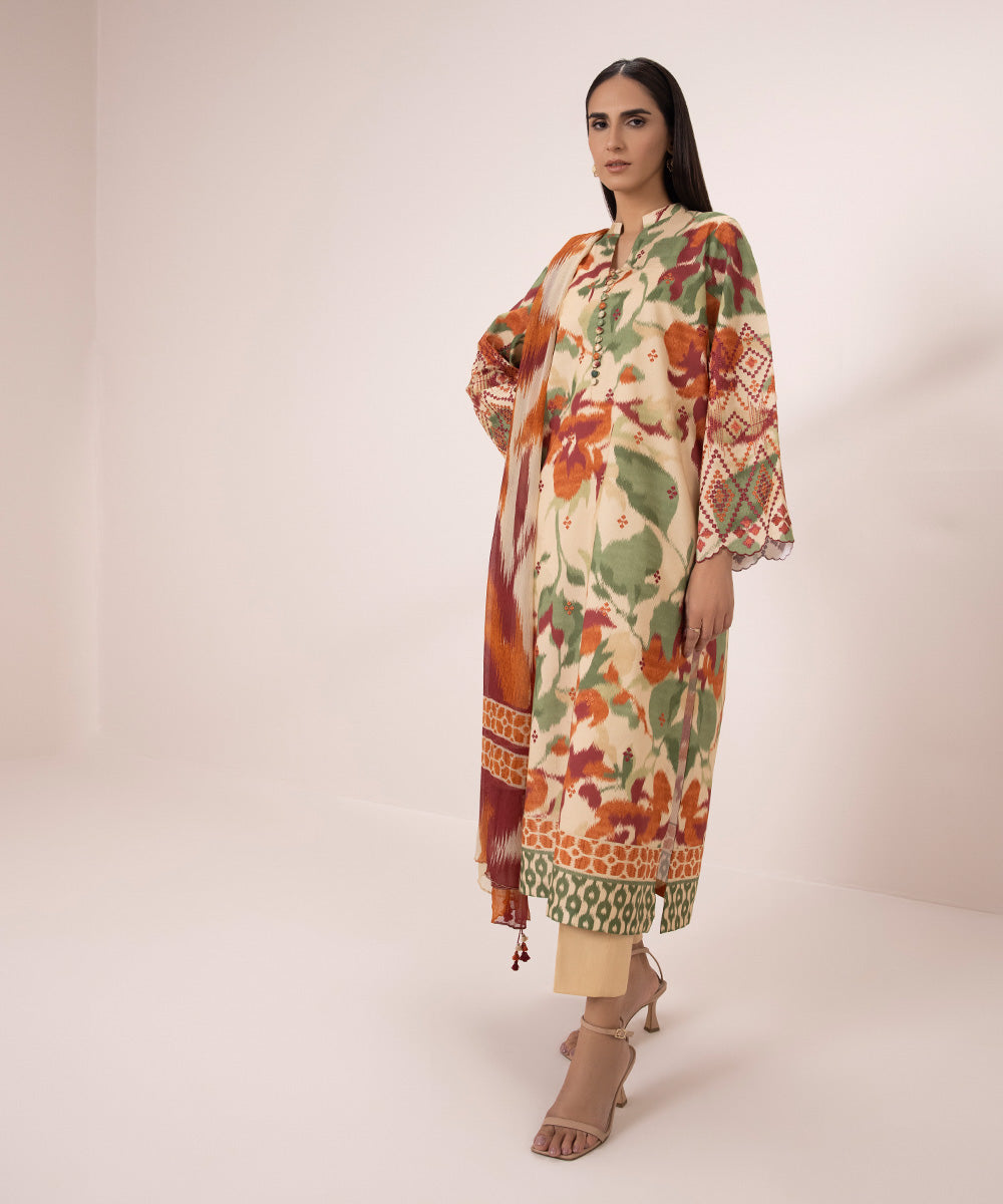 3 Piece - Embroidered Lawn Suit