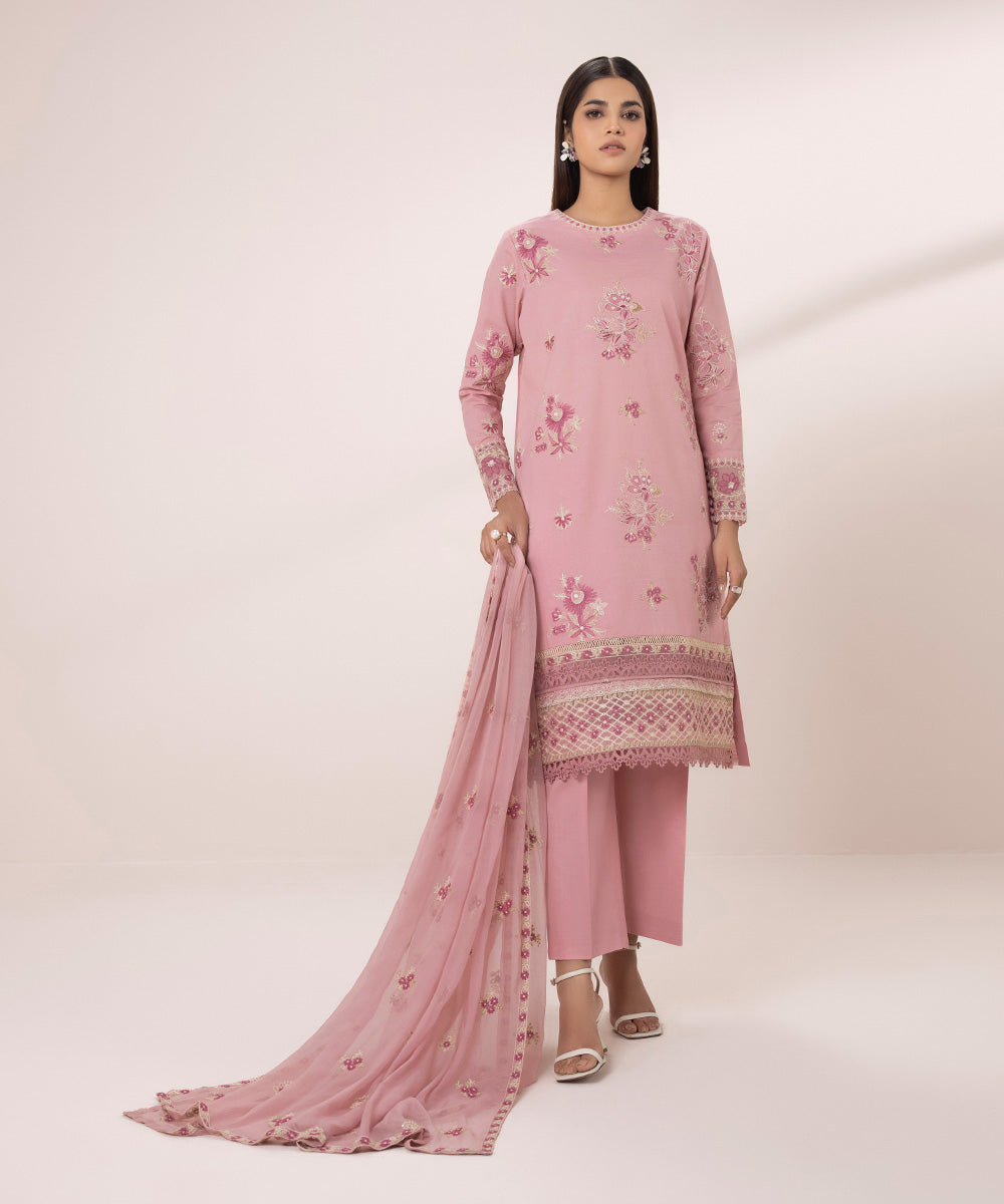 3 Piece - Embroidered Lawn Suit