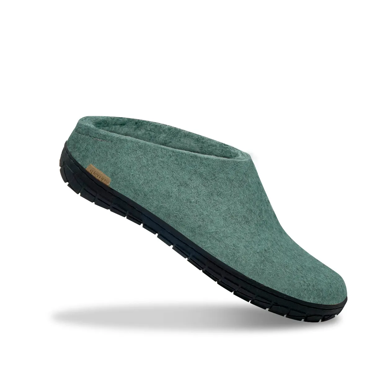 Slip-on with natural rubber sole - black - North Sea