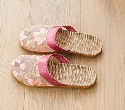 Women's Summer Ethnic Style Hollow Embroidery House Slippers